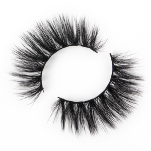 Boss Babe lashes, what can we say, you will feel like a boss in these lashes.  You will be turning heads with these lashes. Super fluffy, dramatic, soft, bold but feminine, a beauty in their own right.  Our lightweight, multilayered lashes will bring you that sultry glam into your life to complete your full glam makeup look.  These multi-layer lashes have been handcrafted to enhance and emphasise the beauty of your eyes.   These lashes are reusable for up to 25 to 30 times if you follow our lash care guide.