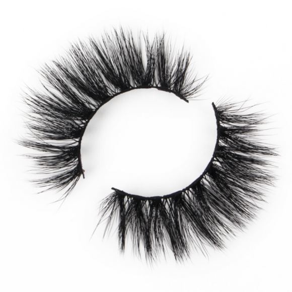 Boss Babe lashes, what can we say, you will feel like a boss in these lashes.  You will be turning heads with these lashes. Super fluffy, dramatic, soft, bold but feminine, a beauty in their own right.  Our lightweight, multilayered lashes will bring you that sultry glam into your life to complete your full glam makeup look.  These multi-layer lashes have been handcrafted to enhance and emphasise the beauty of your eyes.   These lashes are reusable for up to 25 to 30 times if you follow our lash care guide.